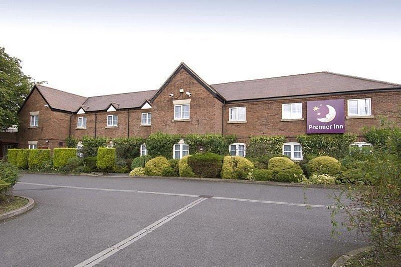Premier Inn Lichfield North East Ngoại thất bức ảnh