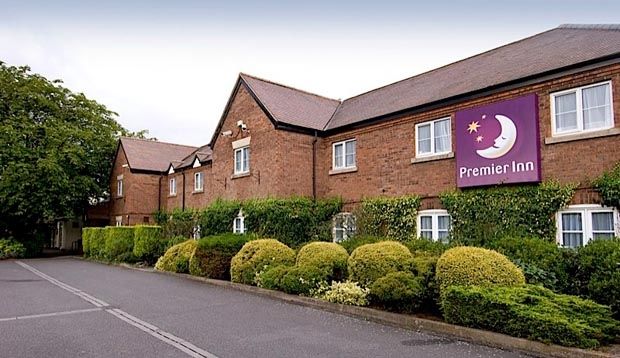 Premier Inn Lichfield North East Ngoại thất bức ảnh